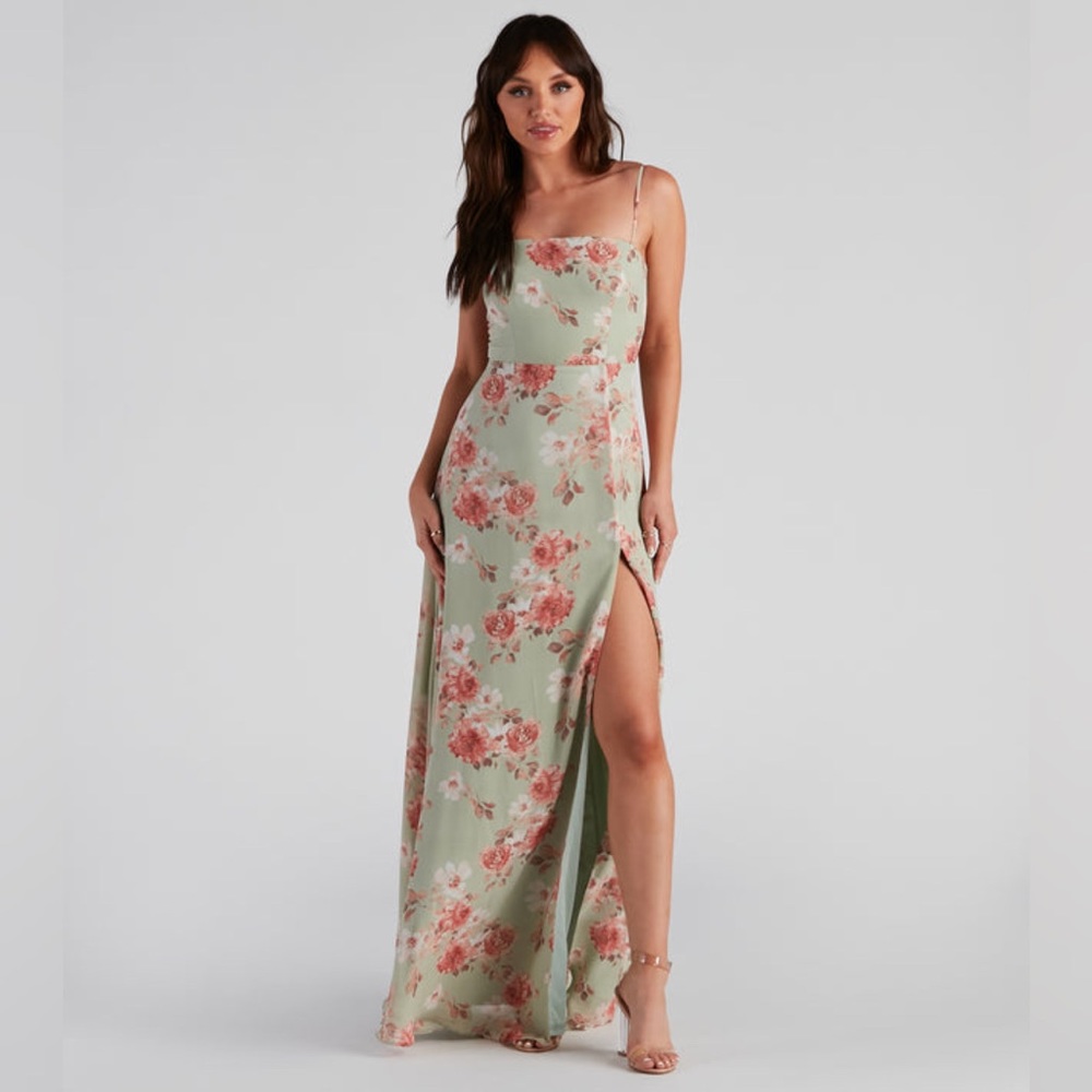 Windsor Bretly Formal Floral Chiffon Dress sage green M